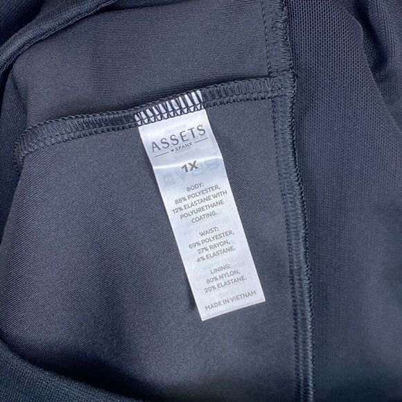 Assets by Spanx Black All Over Faux Leather Shaping Leggings Size 1X - Picture 5 of 6